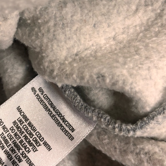 Sweatshirt - Picture 9 of 11